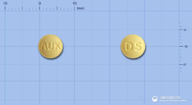 오코셉트정5mg(도네페질염산염수화물)