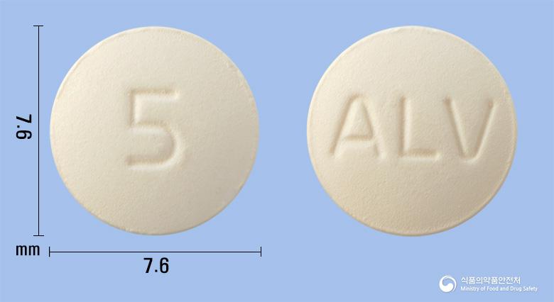 솔리시톨정5밀리그램(솔리페나신숙신산염)