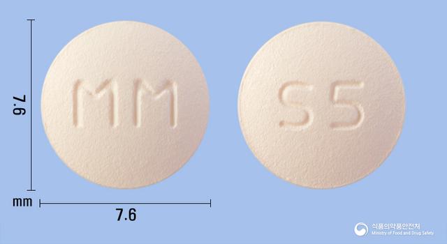 솔리케어정5mg(솔리페나신숙신산염)